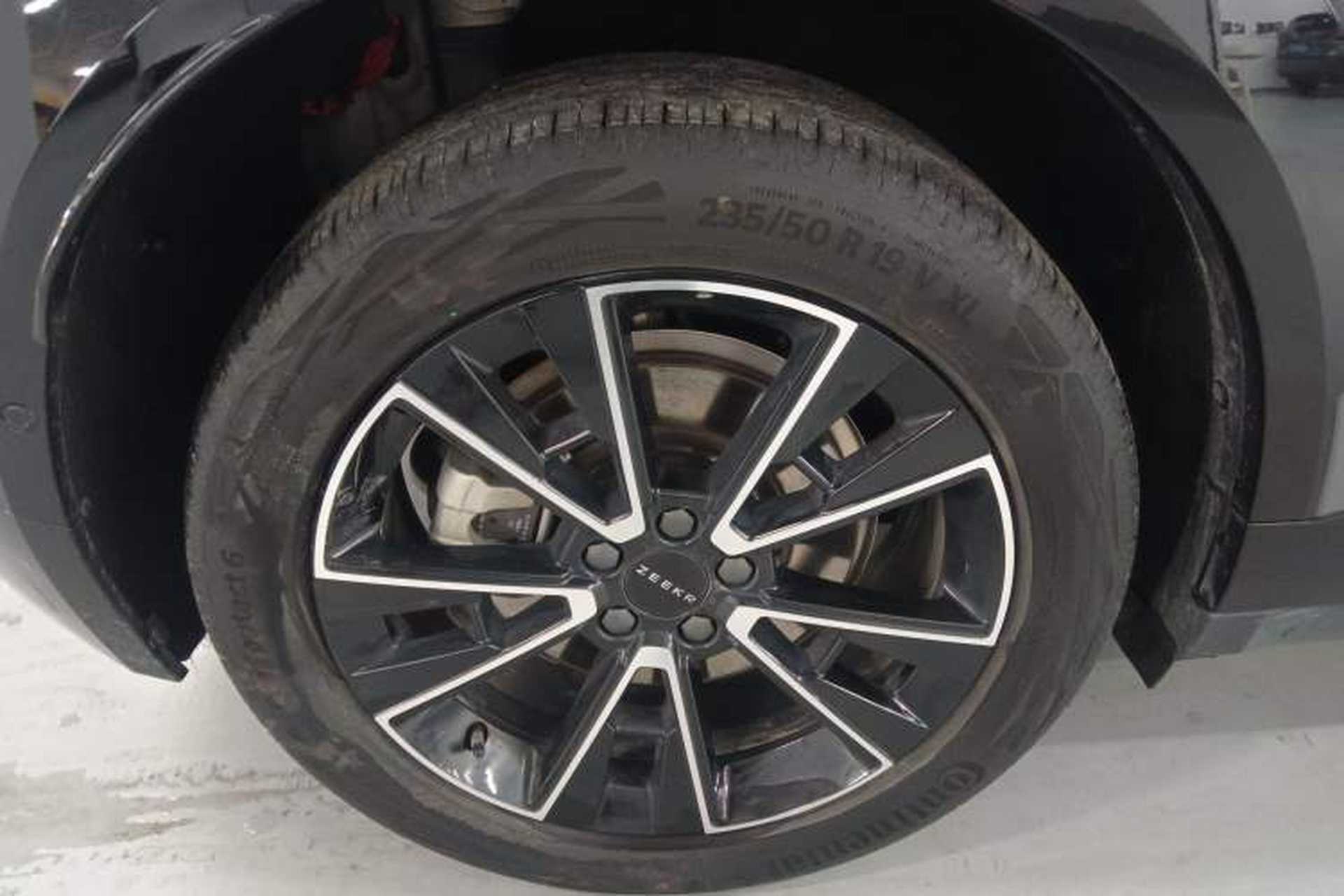Used Zeekr X 2025 5-Seater Long-Range Version Exterior 3