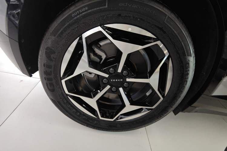 Used Zeekr X 2025 5-Seater Rear-Drive Version Exterior 5