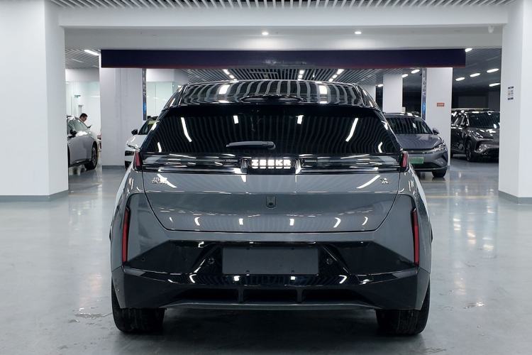 Used Zeekr X 2025 5-Seater Long-Range Version Exterior 7