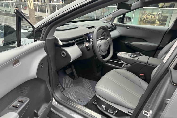 Used Zeekr X 2025 5-Seater Four-Wheel Drive Sport Version Interior 11