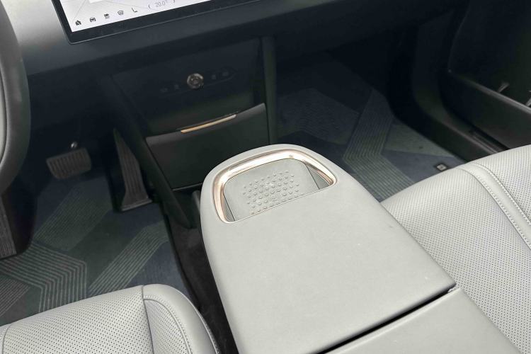 Used Zeekr X 2025 5-Seater Four-Wheel Drive Sport Version Interior 3