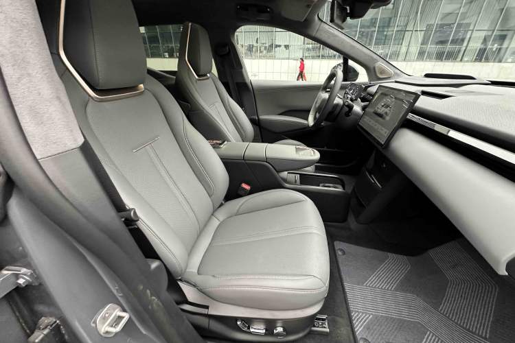 Used Zeekr X 2025 5-Seater Four-Wheel Drive Sport Version Interior 6
