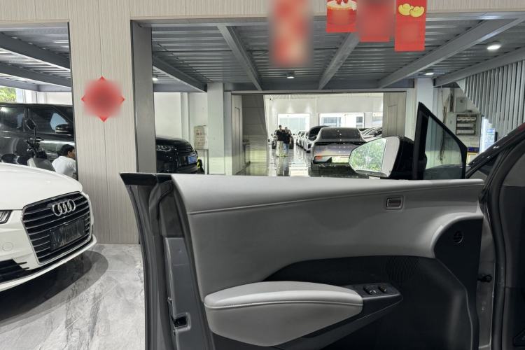 Used Zeekr X 2025 5-Seater Rear-Drive Version Interior 9