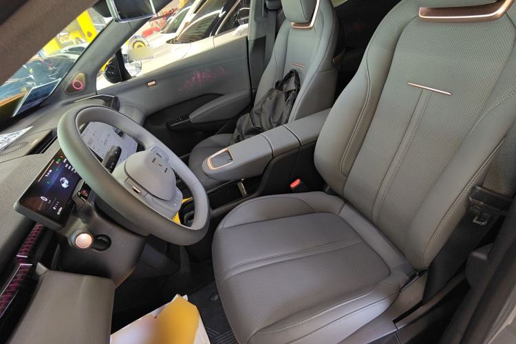Used Zeekr X 2025 5-Seater Rear-Drive Version Left Front Seat