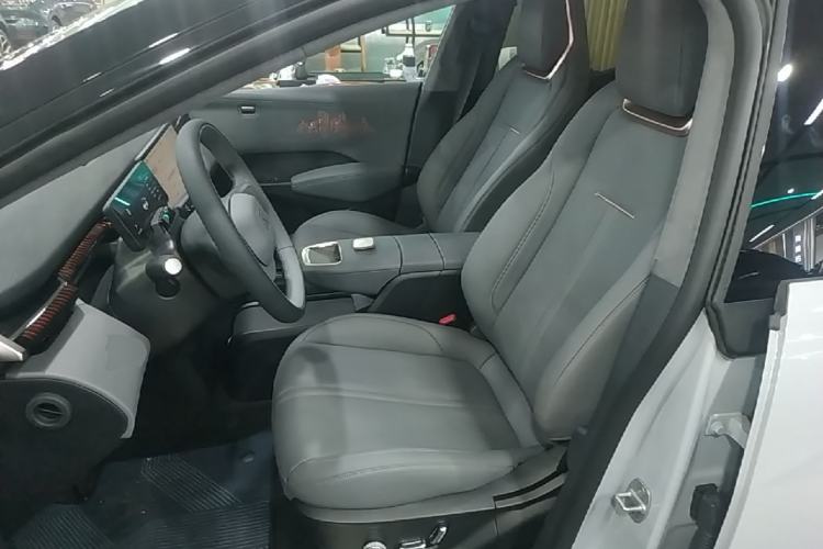 Used Zeekr X 2025 5-Seater Long-Range Version Left Front Seat