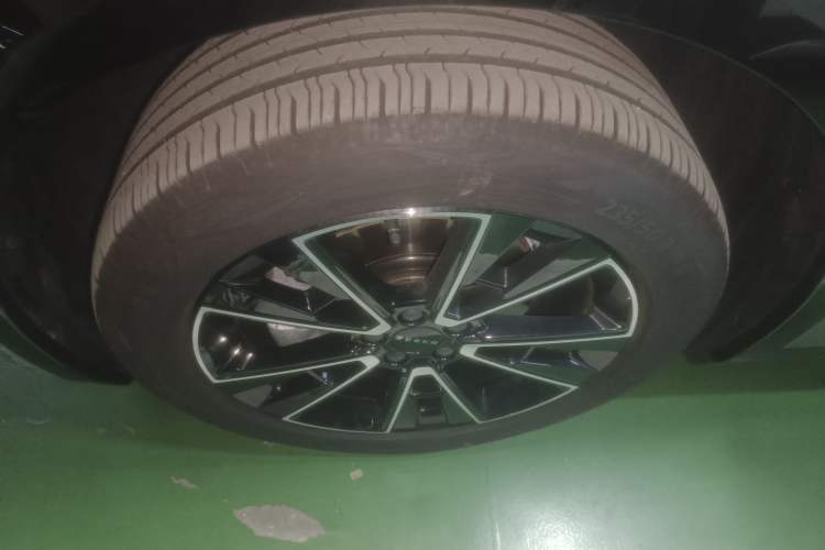 Used Zeekr X 2025 Four-Seater Rear-Drive Cube Version Left Front Wheel Hub