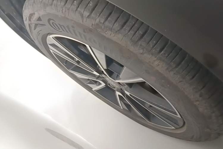 Used Zeekr X 2025 5-Seater Rear-Drive Version Left Front Wheel Hub
