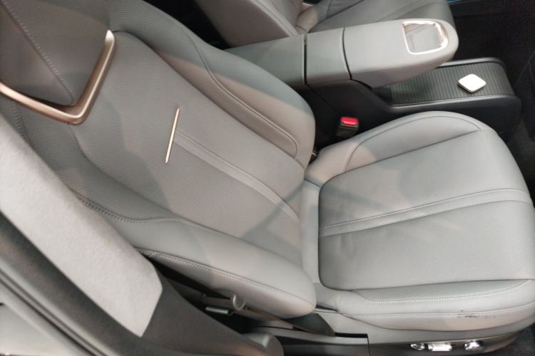 Used Zeekr X 2025 5-Seater Long-Range Version Right Front Seat