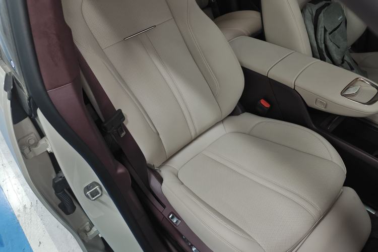 Used Zeekr X 2025 Four-Seater Rear-Drive Cube Version Right Front Seat