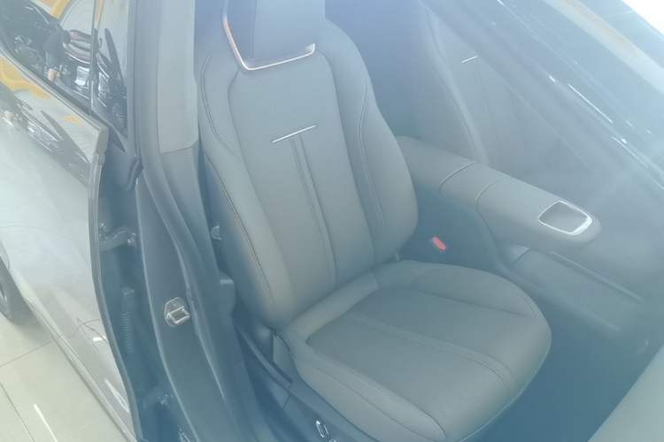 Used Zeekr X 2025 5-Seater Rear-Drive Version Right Front Seat