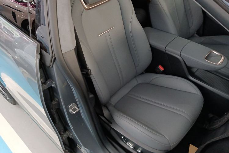 Used Zeekr X 2025 5-Seater Four-Wheel Drive Sport Version Right Front Seat