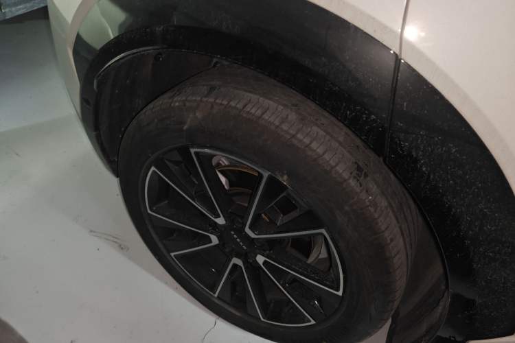 Used Zeekr X 2025 Four-Seater Rear-Drive Cube Version Right Rear Wheel Hub