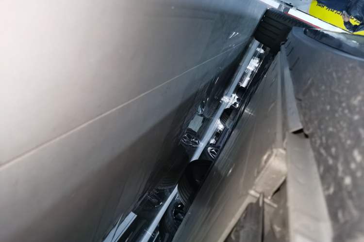 Used Zeekr X 2025 5-Seater Four-Wheel Drive Sport Version Right Side Sill