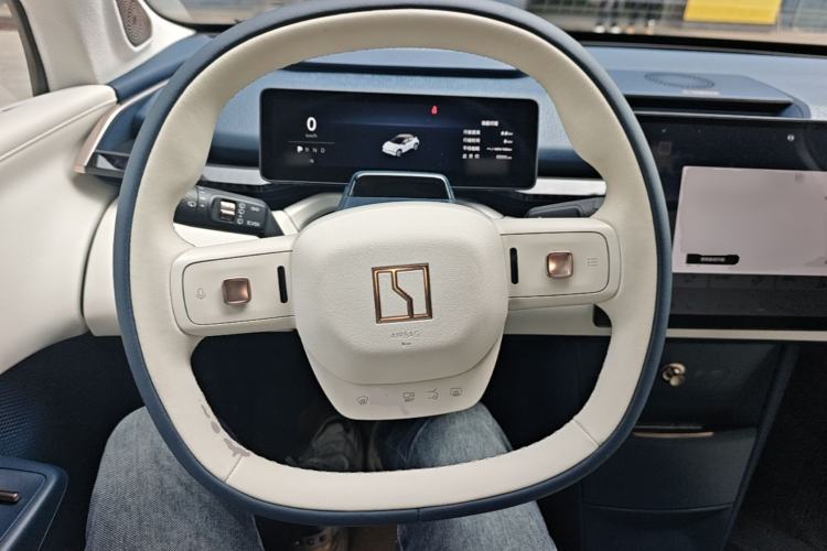 Used Zeekr X 2025 Four-Seater Rear-Drive Cube Version Steering Wheel
