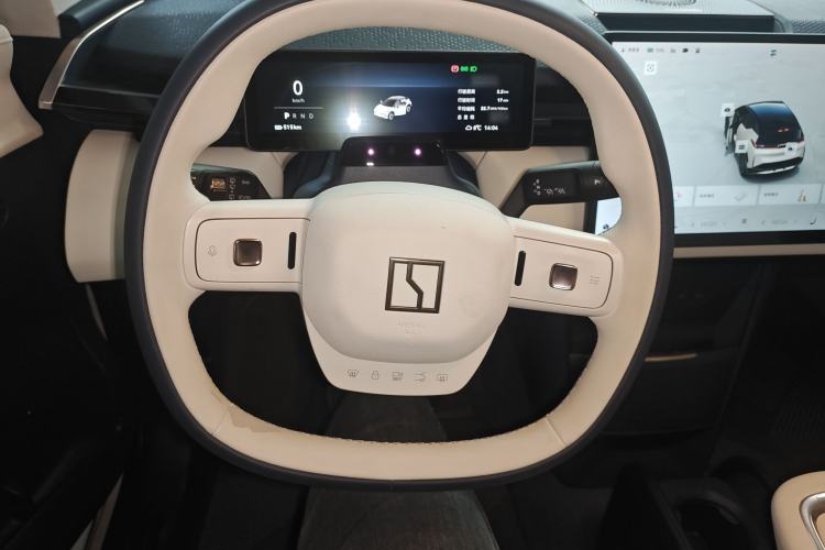 Used Zeekr X 2025 Four-Seater Rear-Drive Cube Version Steering Wheel