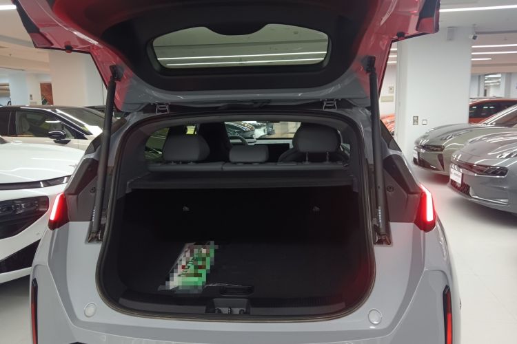 Used Zeekr X 2025 5-Seater Four-Wheel Drive Sport Version Trunk