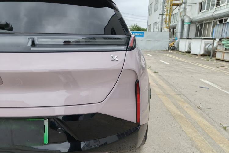 Used Zeekr X 2025 5-Seater Rear-Drive Version Exterior 3