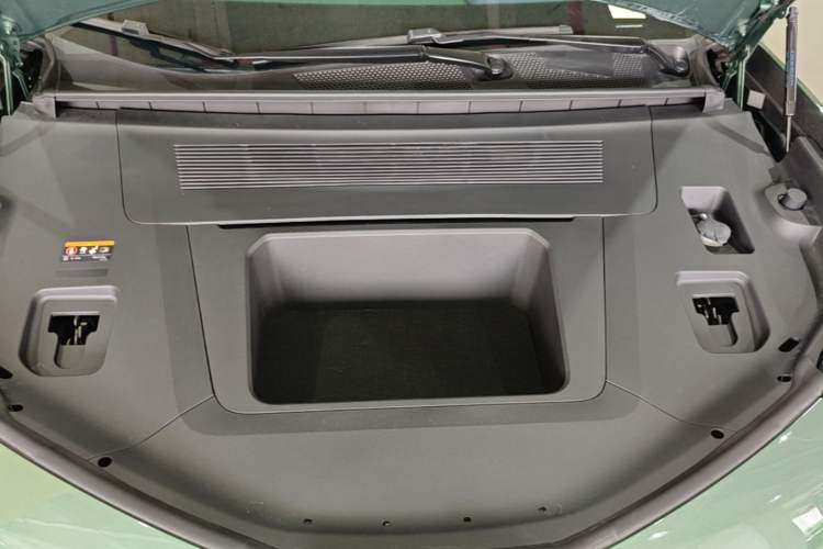 Used Zeekr X 2025 5-Seater Long-Range Version Engine Bay