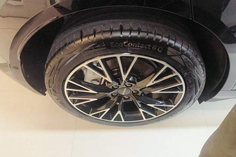 Used Zeekr X 2025 5-Seater Four-Wheel Drive Sport Version Exterior 5