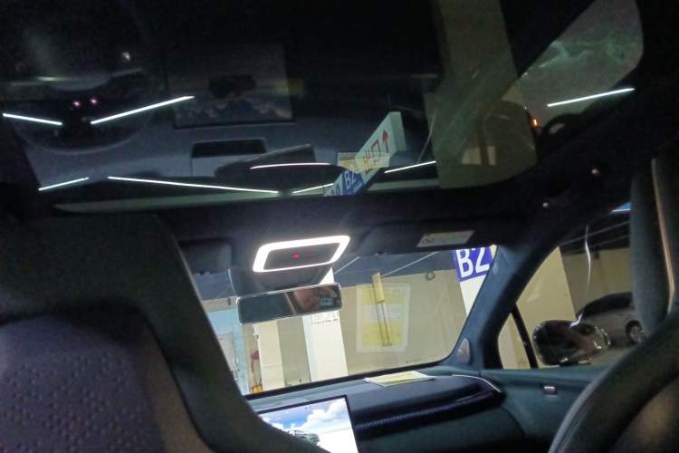 Used Zeekr X 2025 5-Seater Rear-Drive Version Headliner