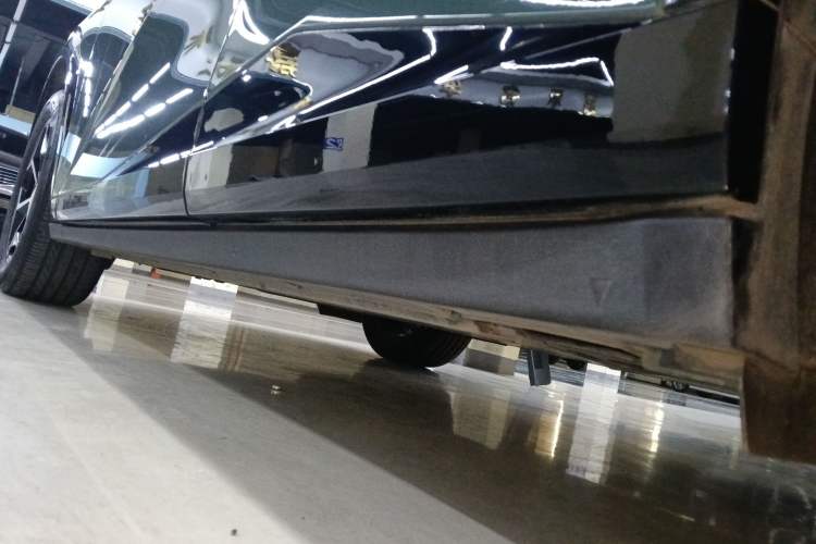 Used Zeekr X 2025 5-Seater Rear-Drive Version Left Side Sill