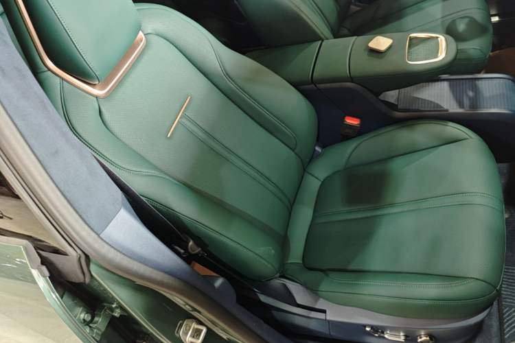 Used Zeekr X 2025 5-Seater Long-Range Version Right Front Seat