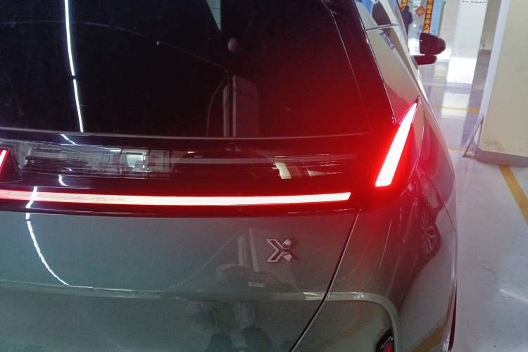 Used Zeekr X 2025 5-Seater Rear-Drive Version Right Rear Taillight