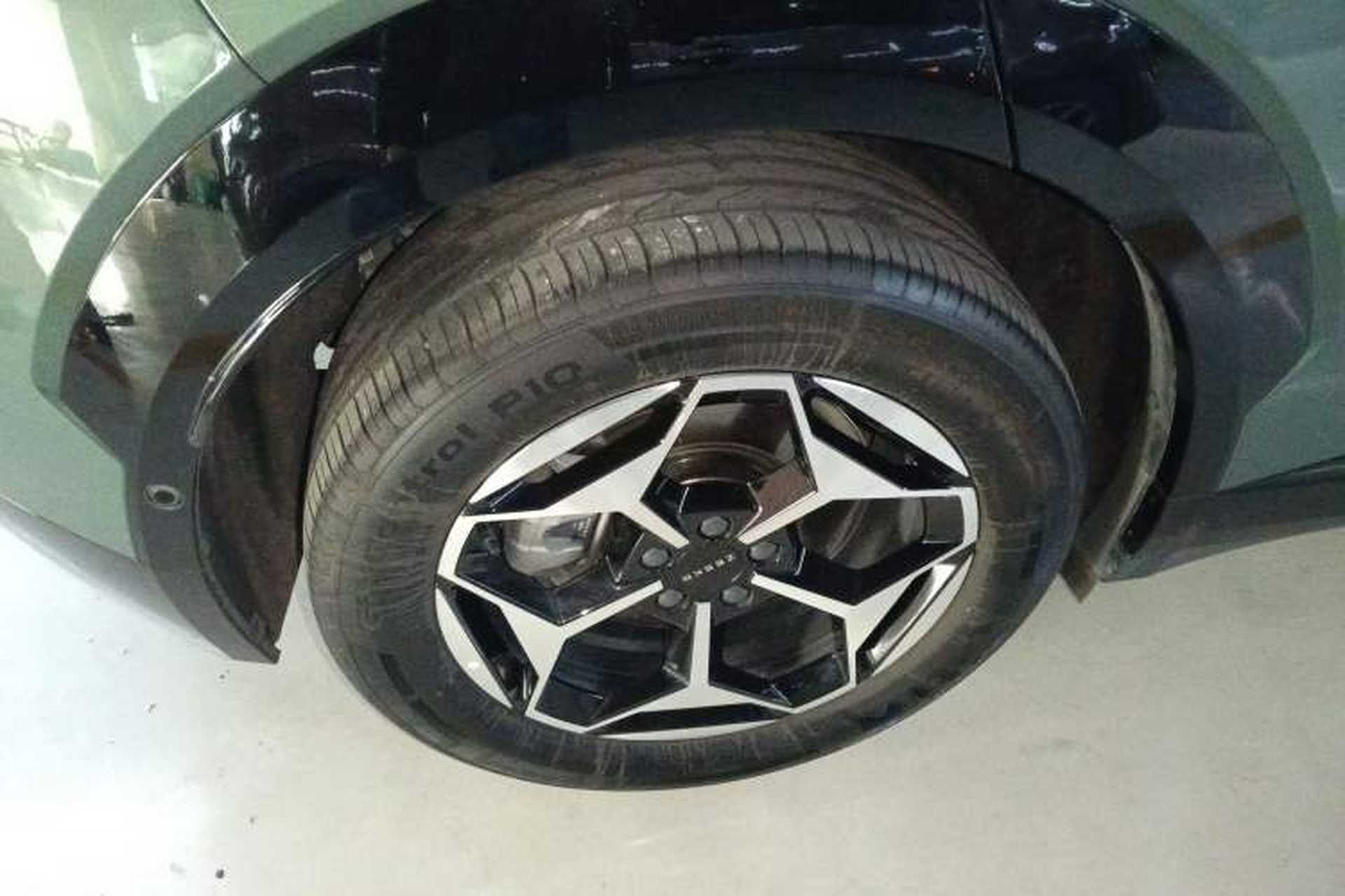 Used Zeekr X 2025 5-Seater Rear-Drive Version Right Rear Wheel Hub