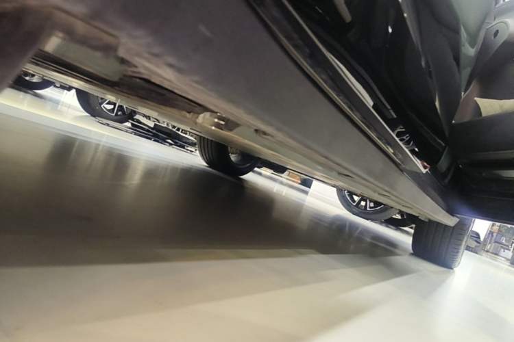 Used Zeekr X 2025 5-Seater Four-Wheel Drive Sport Version Right Side Sill
