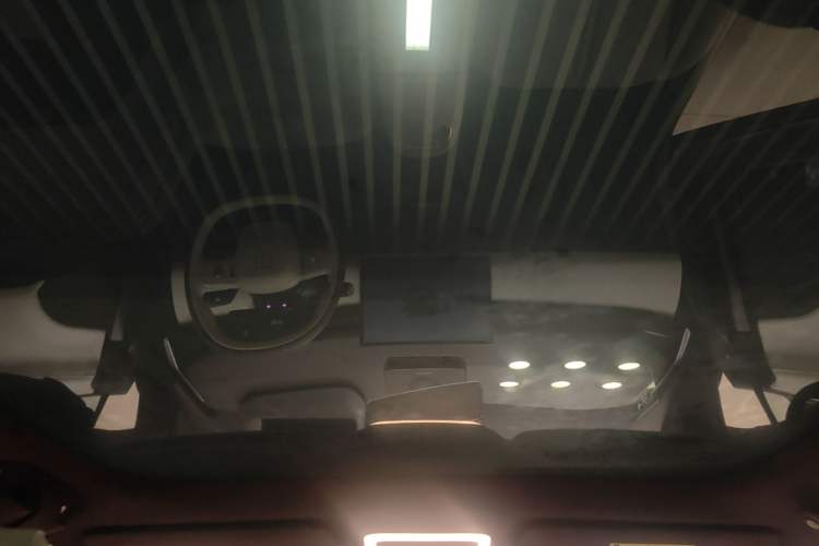 Used Zeekr X 2025 Four-Seater Rear-Drive Cube Version Headliner