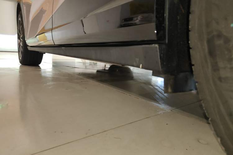 Used Zeekr X 2025 Four-Seater Rear-Drive Cube Version Left Side Sill