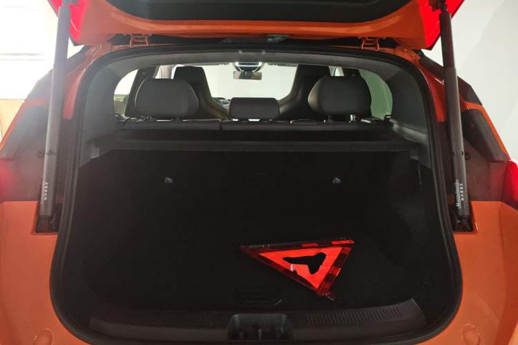 Used Zeekr X 2025 5-Seater Four-Wheel Drive Sport Version Trunk