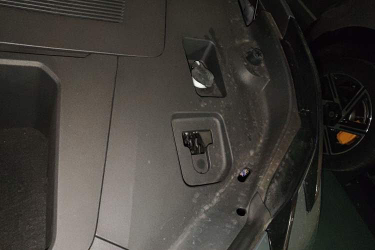 Used Zeekr X 2025 5-Seater Long-Range Version Engine Bay Left