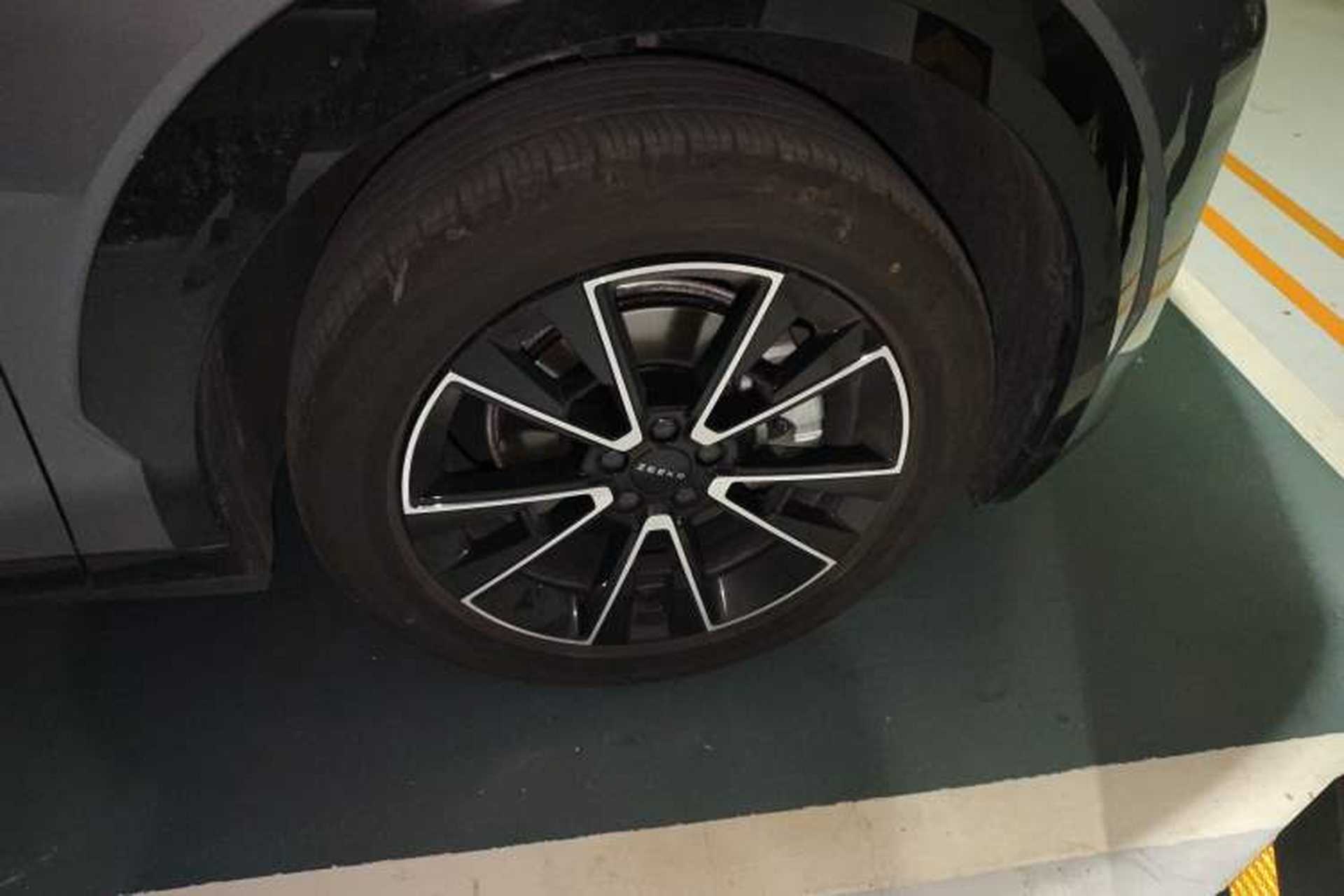 Used Zeekr X 2025 5-Seater Long-Range Version Right Front Wheel Hub
