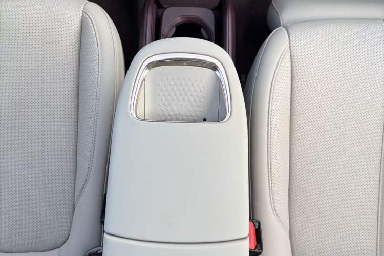 Used Zeekr X 2025 Four-Seater Rear-Drive Cube Version Exterior 11