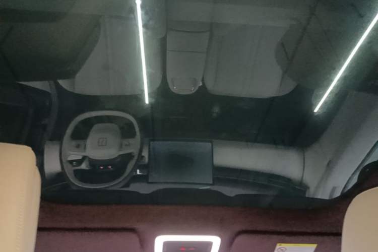 Used Zeekr X 2025 Four-Seater Rear-Drive Cube Version Headliner