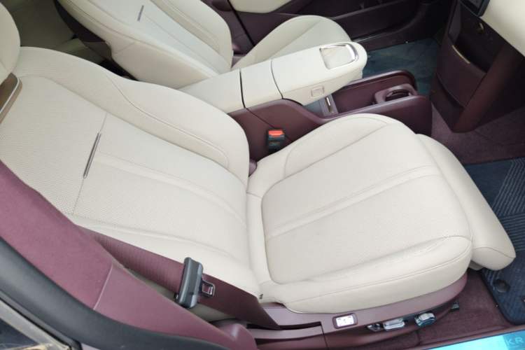Used Zeekr X 2025 Four-Seater Rear-Drive Cube Version Right Front Seat