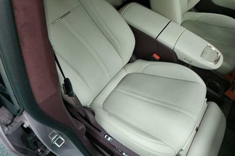 Used Zeekr X 2025 Four-Seater Rear-Drive Cube Version Right Front Seat