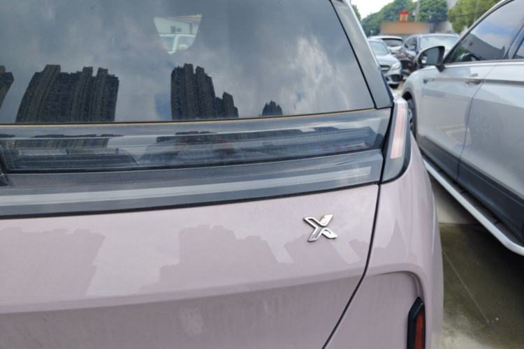 Used Zeekr X 2025 Four-Seater Rear-Drive Cube Version Right Rear Taillight