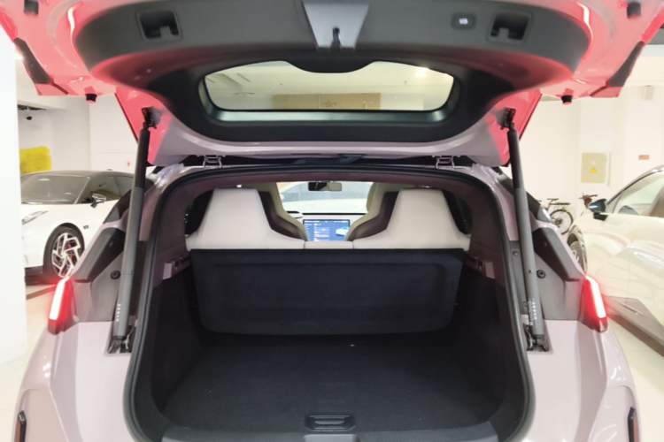 Used Zeekr X 2025 Four-Seater Rear-Drive Cube Version Trunk