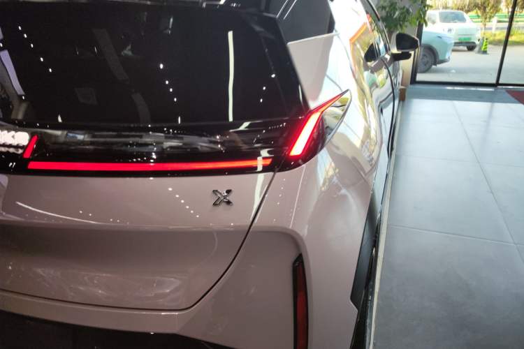 Used Zeekr X 2025 5-Seater Rear-Drive Version Exterior 6