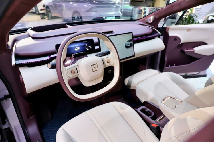 Used Zeekr X 2025 Four-Seater Rear-Drive Cube Version Interior 2