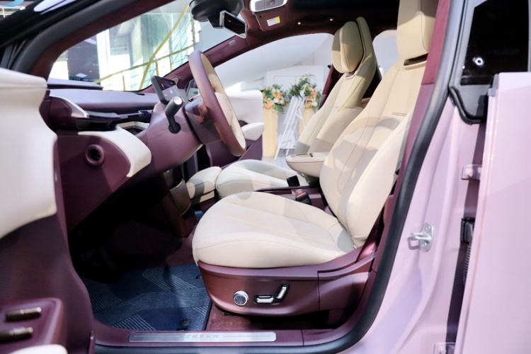 Used Zeekr X 2025 Four-Seater Rear-Drive Cube Version Interior 3