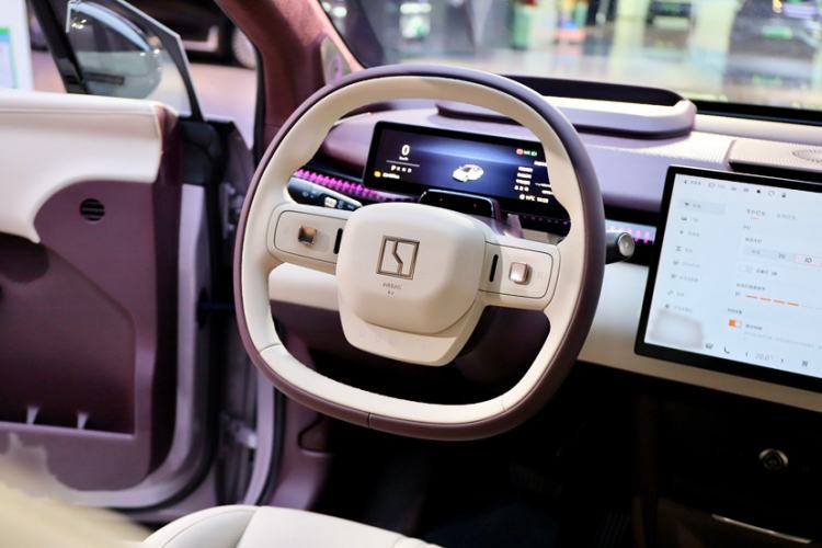 Used Zeekr X 2025 Four-Seater Rear-Drive Cube Version Interior 8