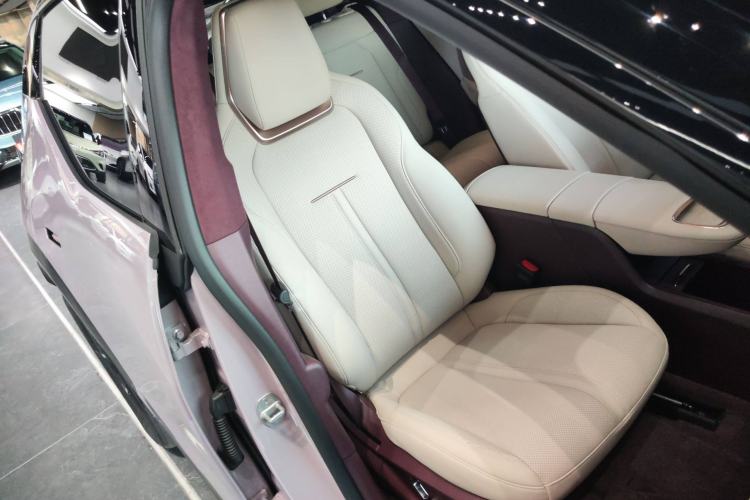 Used Zeekr X 2025 5-Seater Rear-Drive Version Right Front Seat