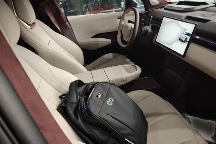 Used Zeekr X 2025 Four-Seater Rear-Drive Cube Version Right Front Seat