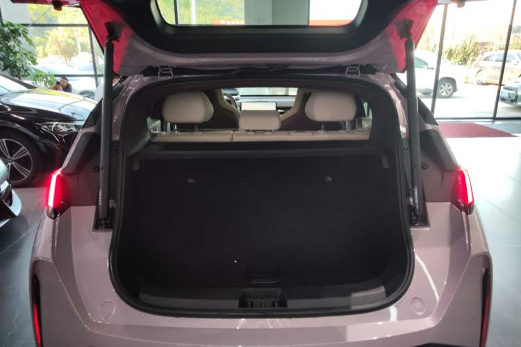 Used Zeekr X 2025 5-Seater Rear-Drive Version Trunk