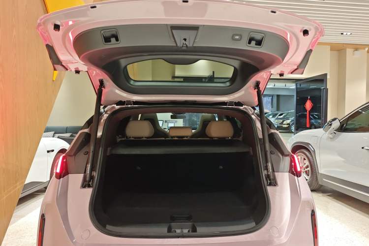 Used Zeekr X 2025 5-Seater Rear-Drive Version Trunk