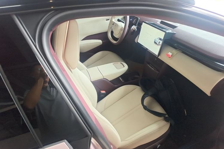 Used Zeekr X 2025 5-Seater Rear-Drive Version Right Front Seat