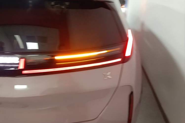 Used Zeekr X 2025 Four-Seater Rear-Drive Cube Version Right Rear Taillight
